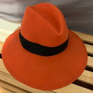 Vintage Halston Heritage Red Wide-Brim Fedora with Black Band Vintage Halston Heritage Red Wide-Brim Fedora with Black  main image 2